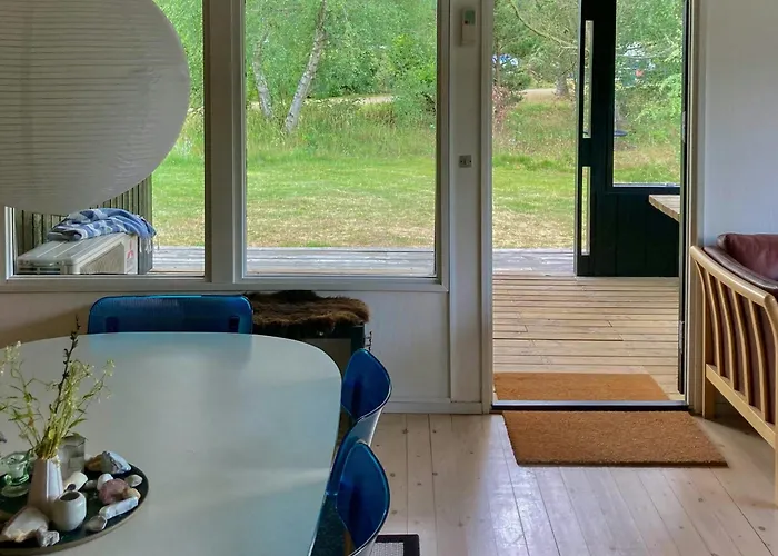 펜션 Lovely House Near Nature And Tjørneholm